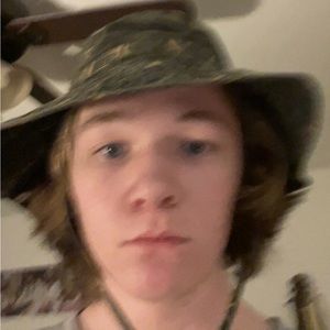 Meet your Posher, Bryson